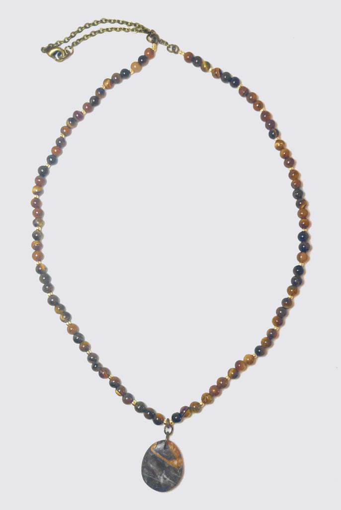 Variegated River Rock with Tiger Eye Beads