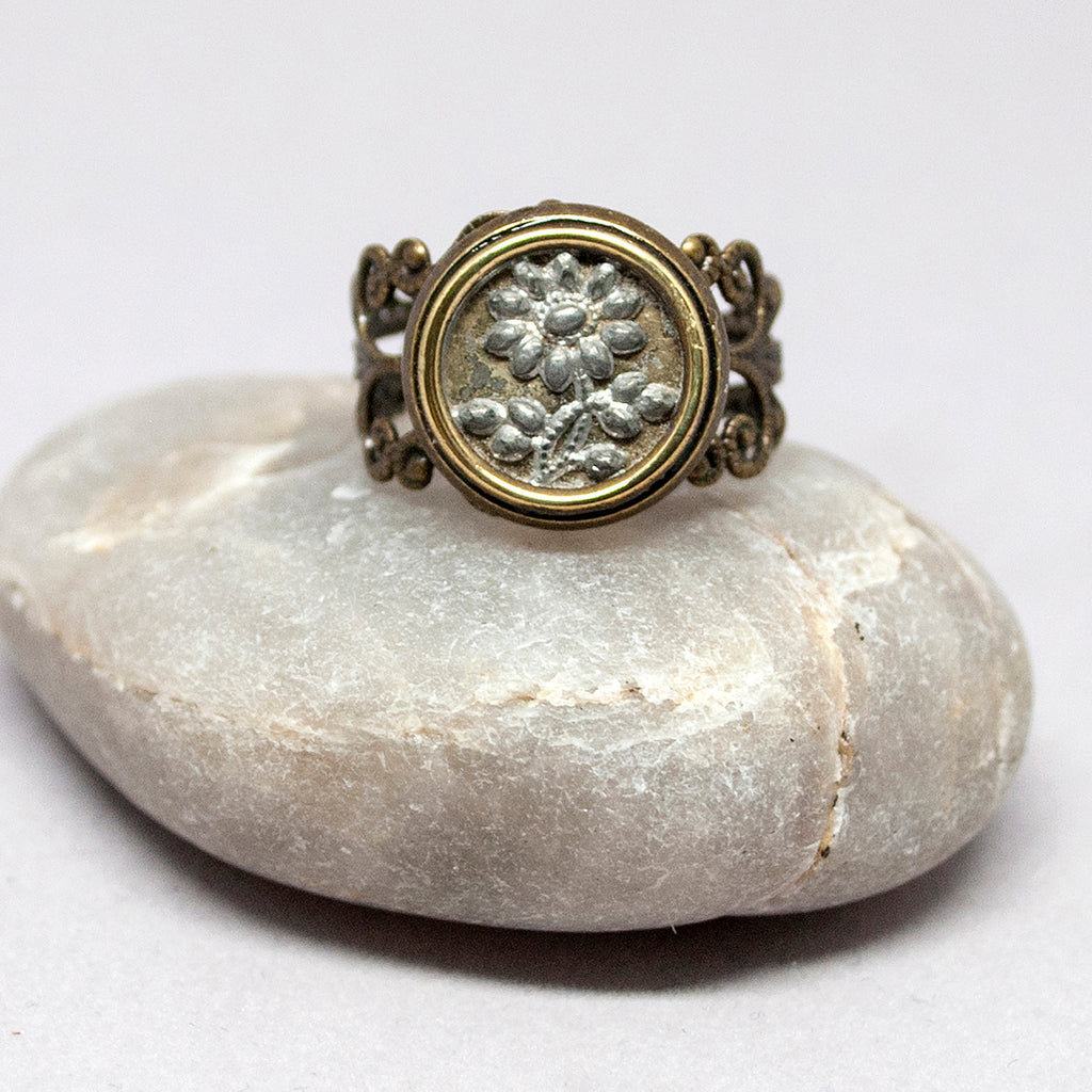 Vintage Brass & Pewter Daisy Ring